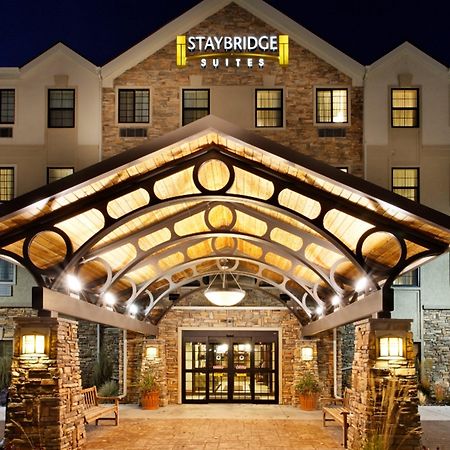 Staybridge Suites Dearborn By Ihg Exterior foto